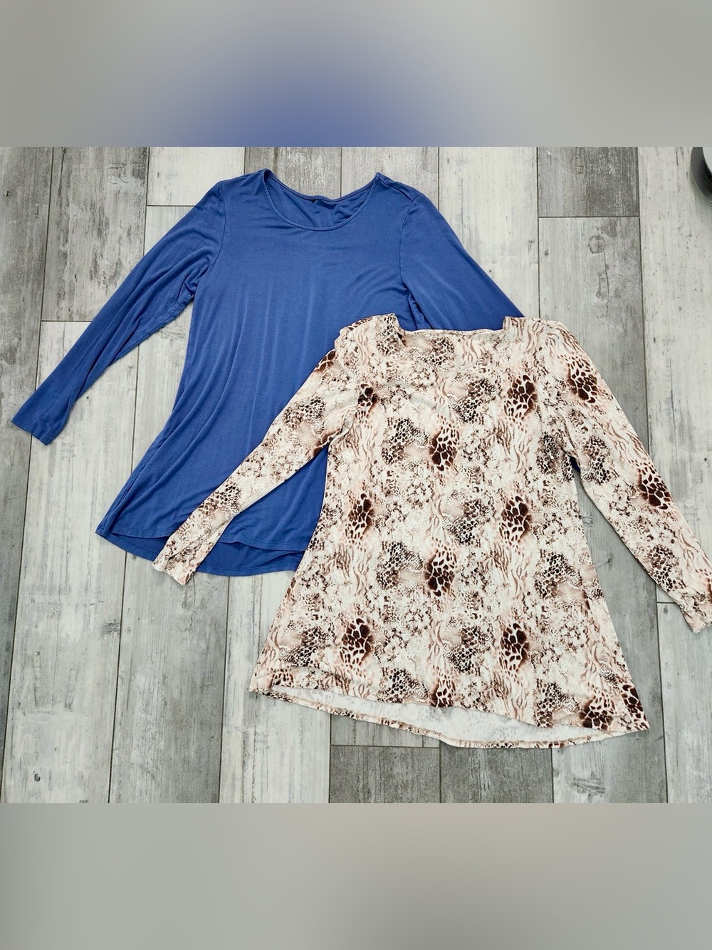 Two Women’s Long Sleeve Scoop Neck Tunic Tops - Blue & Cream/Brown Print, Medium